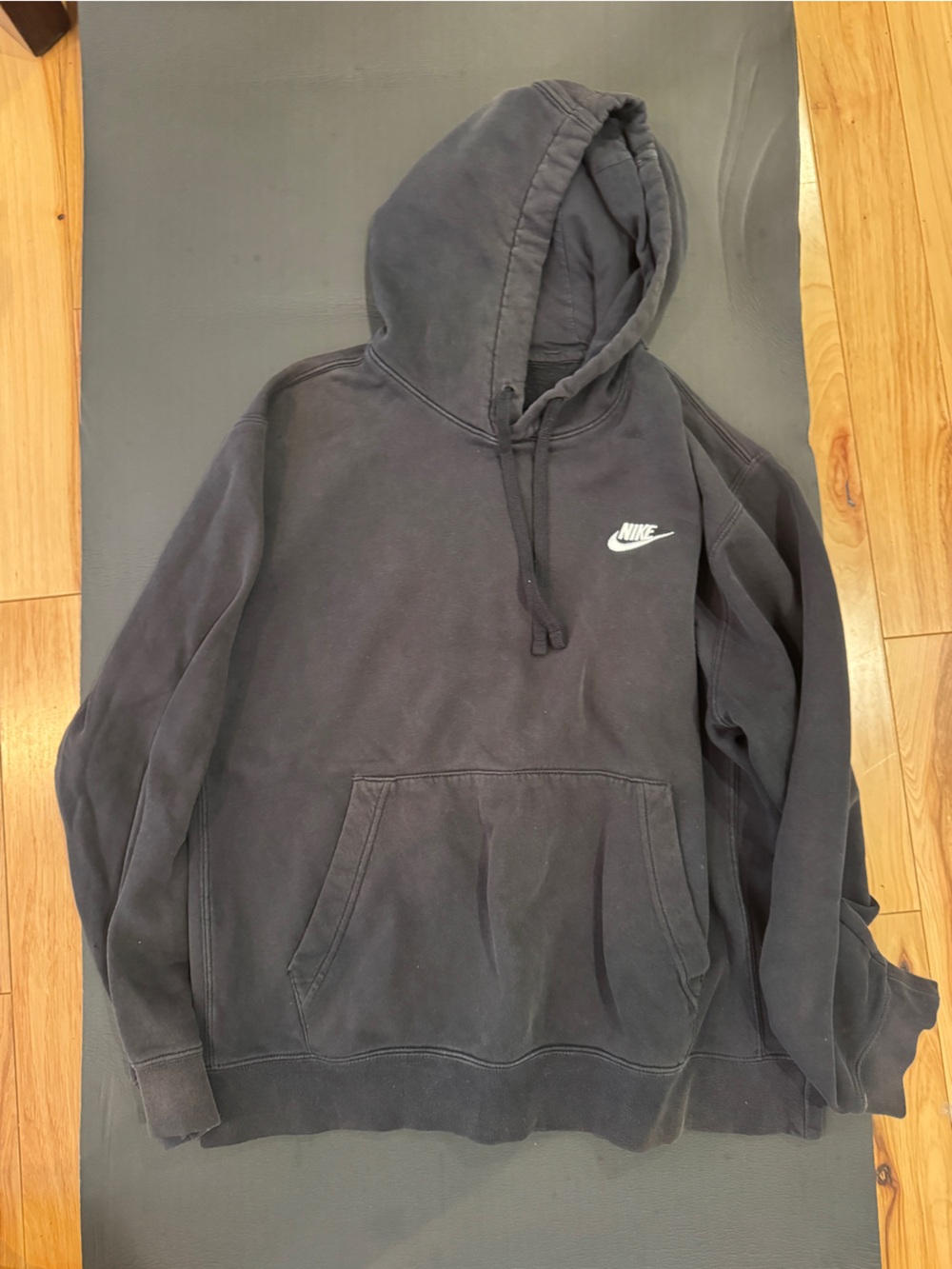 Nike Men’s Black Sweatshirt
